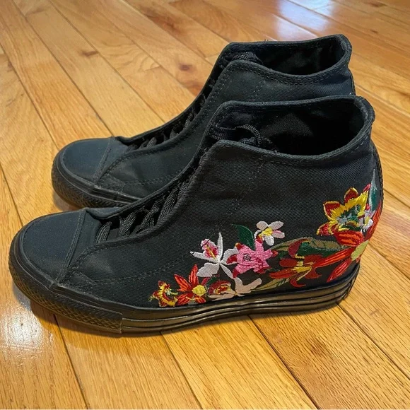 Converse PatBO All*Star Black Floral Embroidered Wedge Sneaker Size 7 - Picture 2 of 9
